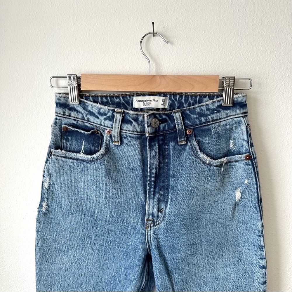 Abercrombie & Fitch Acid Wash Curve Love High Rise Skinny Jeans - Size 25 / 0R